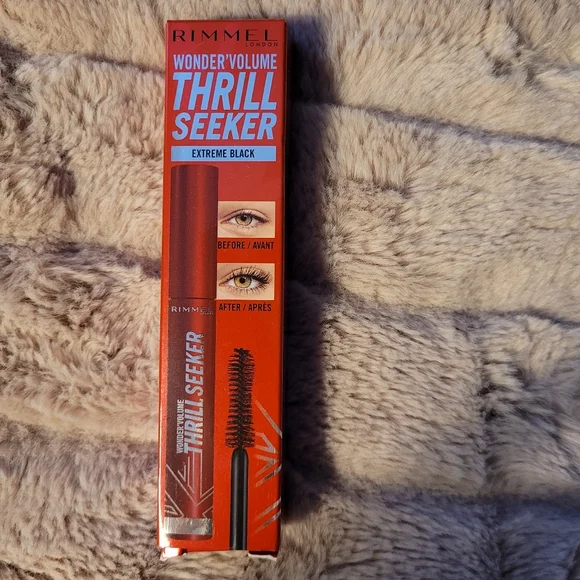 Rimmel Wonder Volume Thrill Seeker Mascara from UK- Extreme Black - Picture 2 of 5